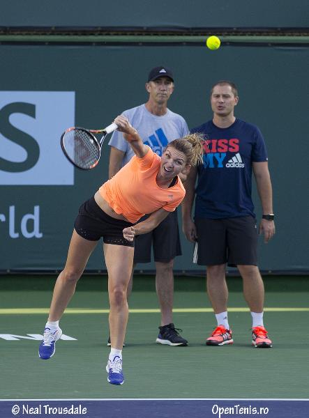 Antrenamente inainte de meciul cu Serena Williams